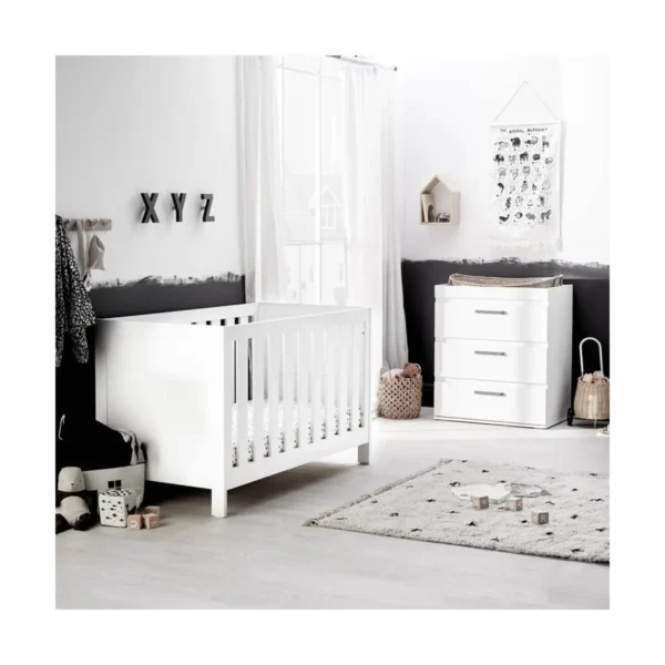 Silver Cross Finchley 2 Piece Cot Bed & Dresser Set-White